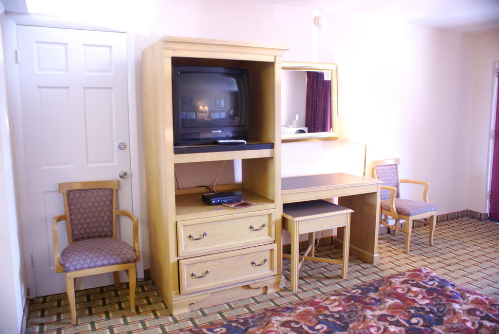 Bayview Inn And Suites Атлантик Сити Номер фото