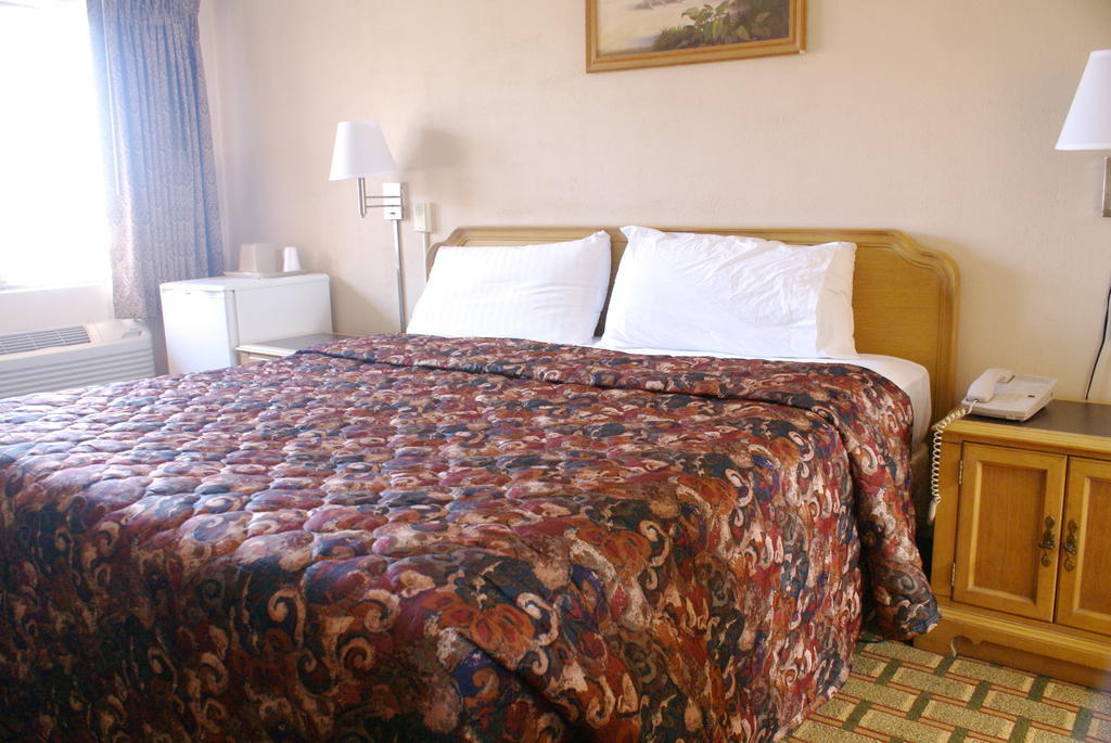 Bayview Inn And Suites Атлантик Сити Номер фото